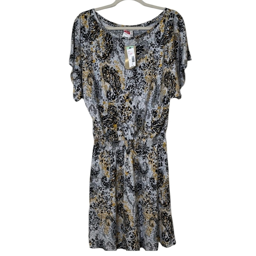 NWT True Freedom Medium Dress Waist Smocked